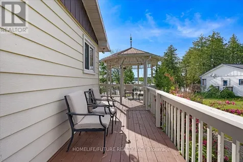 442 Hall Shore Drive Lanark Highlands ON K0G 1M0