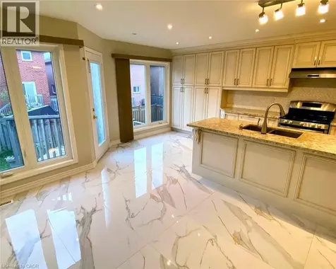 3824 Milkwood Crescent Mississauga ON L5N 8H4