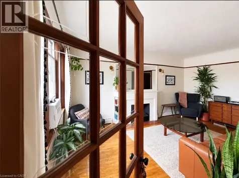 47 Weir Street South Hamilton ON L8K 3A3