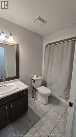 1059 Silverdale Drive Windsor ON N9G 2S1