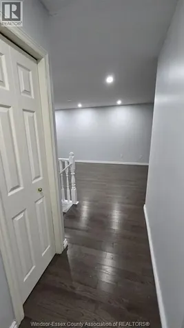 1059 Silverdale Drive Windsor ON N9G 2S1