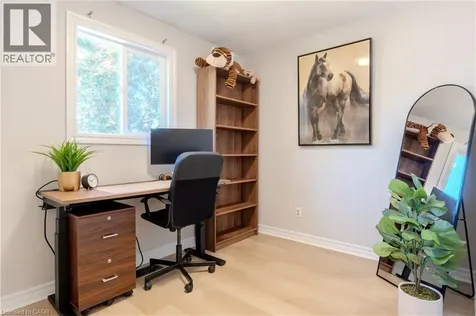80 Chilton Drive Stoney Creek ON L8J 1M4