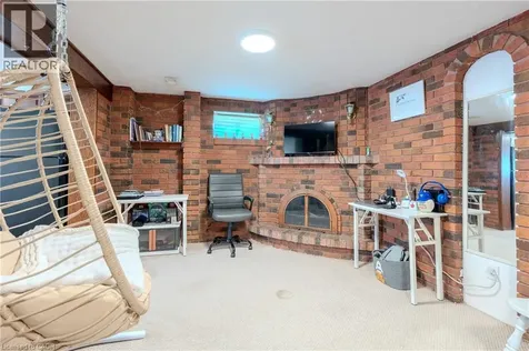 80 Chilton Drive Stoney Creek ON L8J 1M4