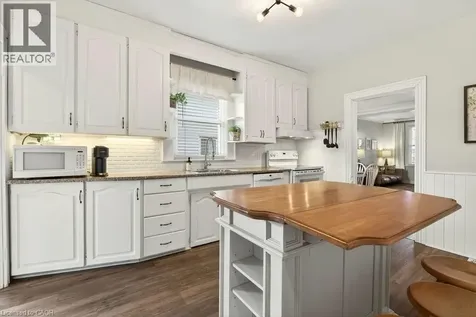 13 Richmond Street Hamilton ON L8P 4J3