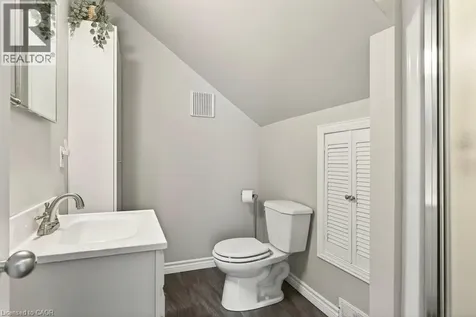 13 Richmond Street Hamilton ON L8P 4J3