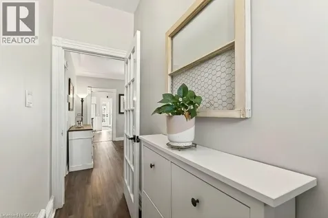 13 Richmond Street Hamilton ON L8P 4J3