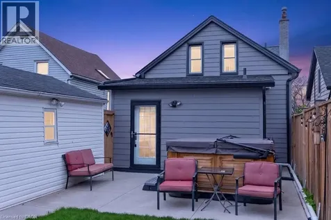 13 Richmond Street Hamilton ON L8P 4J3