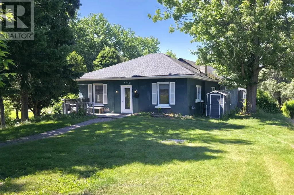 529 5 Corners West Hamilton ON L8B 1K9