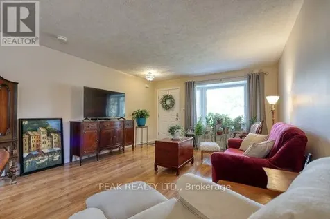 217 North Street East Tillsonburg ON N4G 1B8