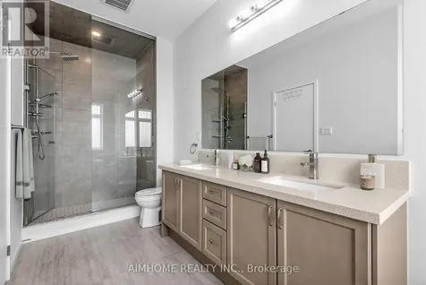 1238 Wellington Street Aurora ON L4G 2C9