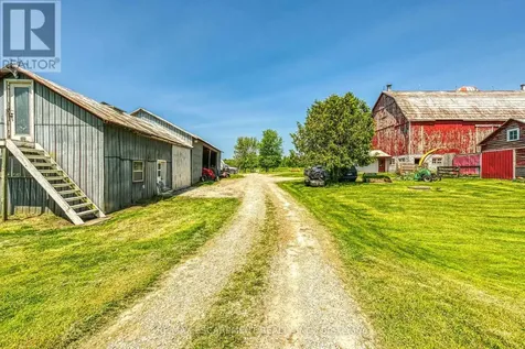 1216 Sawmill Road Hamilton ON L9G 3L1