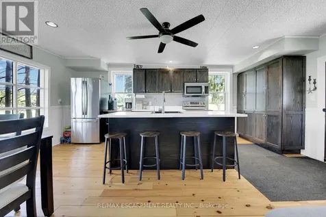 1216 Sawmill Road Hamilton ON L9G 3L1
