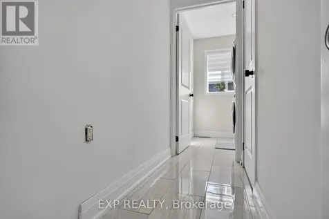 664 Dolby Crescent Milton (be Beaty) ON L9T 5V5