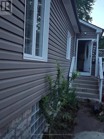 276 Cameron Street North Sarnia ON N7T 4B3
