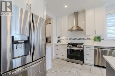 152 Finsbury Avenue Ottawa ON K2S 2P5