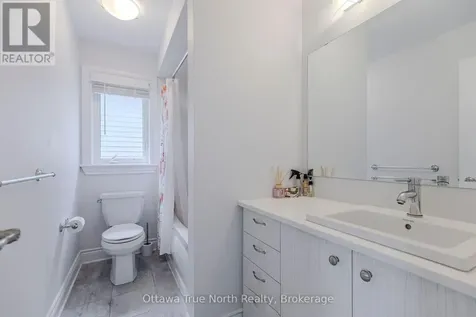 152 Finsbury Avenue Ottawa ON K2S 2P5