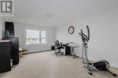 152 Finsbury Avenue Ottawa ON K2S 2P5