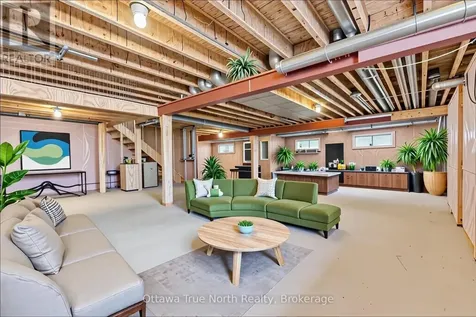 152 Finsbury Avenue Ottawa ON K2S 2P5