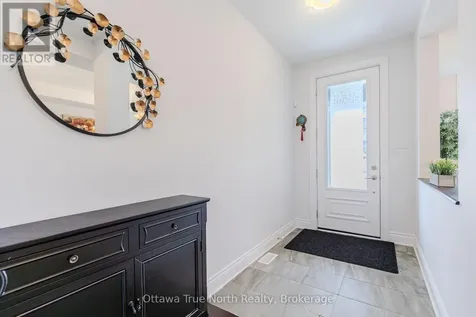 152 Finsbury Avenue Ottawa ON K2S 2P5