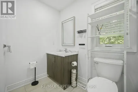 3211 Cove Avenue Innisfil ON L9S 2K7