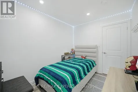 3211 Cove Avenue Innisfil ON L9S 2K7