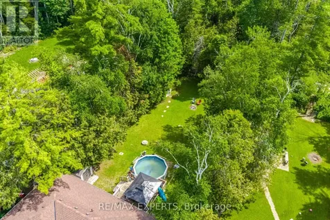 3211 Cove Avenue Innisfil ON L9S 2K7