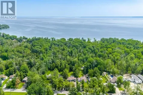 3211 Cove Avenue Innisfil ON L9S 2K7