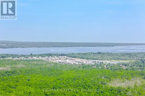 3211 Cove Avenue Innisfil ON L9S 2K7