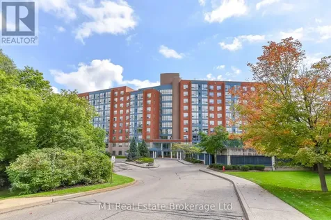 55 Blue Springs Drive Waterloo ON N2J 4T3