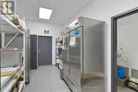 1700 St Clair Avenue West Toronto (weston-pellam Park) ON M6N 1J1