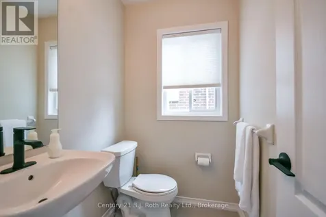 208 Diana Drive Orillia ON L3V 8J8