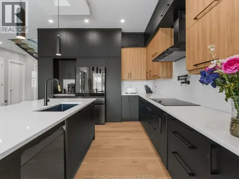 4970 Terra Bella Lasalle ON N9H 0N3