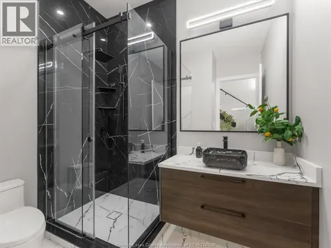 4970 Terra Bella Lasalle ON N9H 0N3