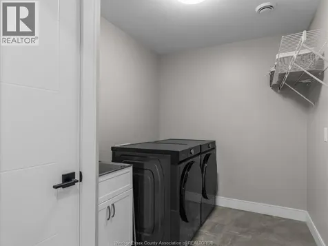 4970 Terra Bella Lasalle ON N9H 0N3