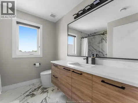 4970 Terra Bella Lasalle ON N9H 0N3