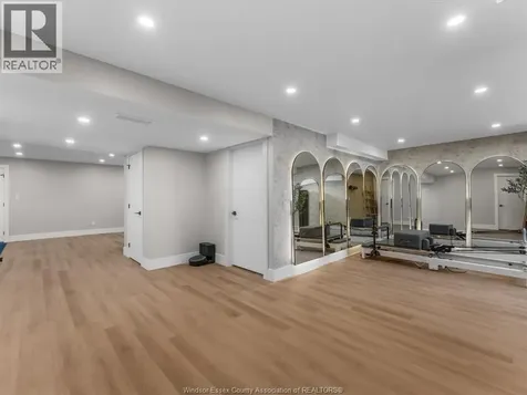 4970 Terra Bella Lasalle ON N9H 0N3