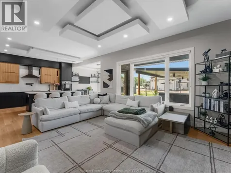 4970 Terra Bella Lasalle ON N9H 0N3