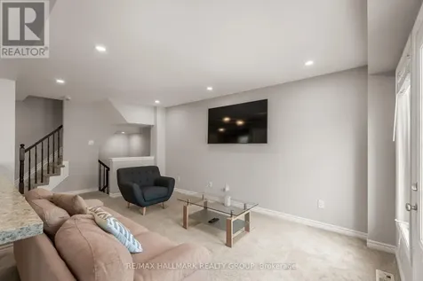 404 Rosingdale Street Ottawa ON K2R 1G9