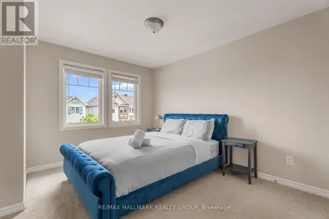 404 Rosingdale Street Ottawa ON K2R 1G9