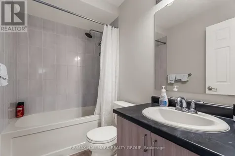 404 Rosingdale Street Ottawa ON K2R 1G9