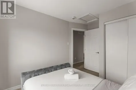 404 Rosingdale Street Ottawa ON K2R 1G9