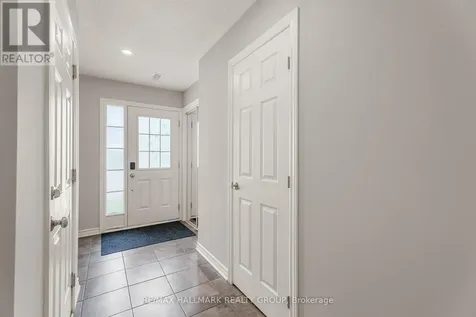 404 Rosingdale Street Ottawa ON K2R 1G9