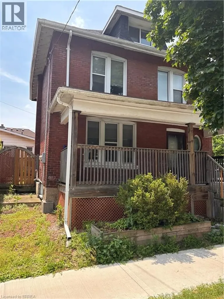 47 Grey Street Brantford ON N3T 2T1