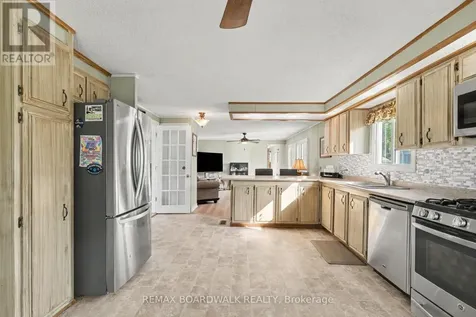 622 Bluebird Hill Carleton Place ON K7C 4R3