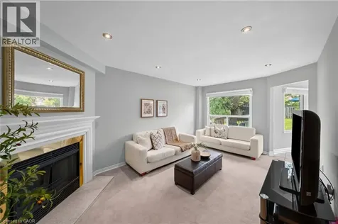 4315 Credit Pointe Drive Mississauga ON L5M 3J8