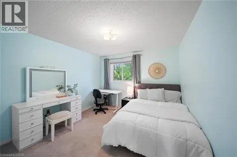 4315 Credit Pointe Drive Mississauga ON L5M 3J8