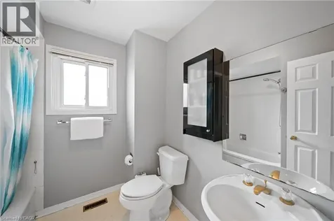 4315 Credit Pointe Drive Mississauga ON L5M 3J8