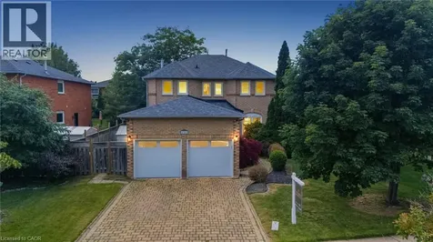 4315 Credit Pointe Drive Mississauga ON L5M 3J8