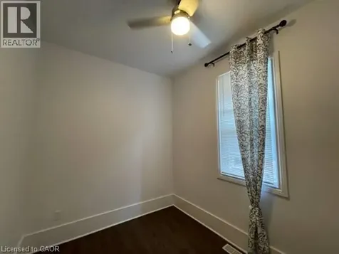 10 Shanley Street Kitchener ON N2H 5N8
