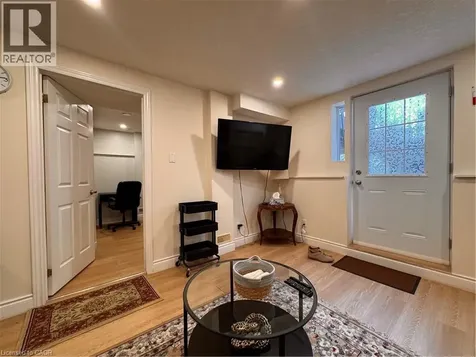 110 Marl Meadow Drive Kitchener ON N2R 1L4